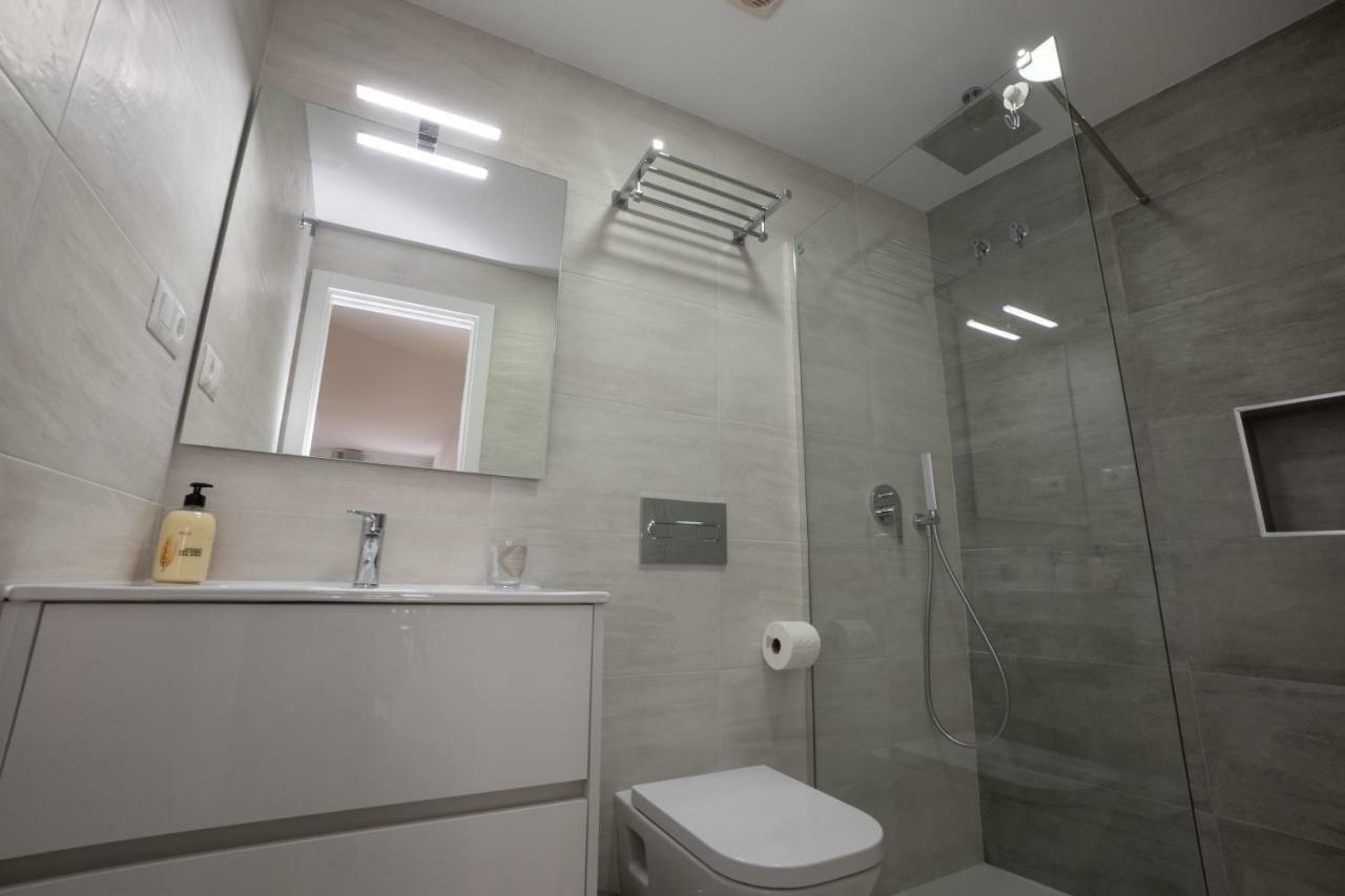 Apartamentos Mombasa 2 Planta Nerja Εξωτερικό φωτογραφία